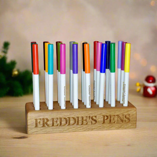 Oak Felt Tip Pens Holder with Crayola Washables Supertips