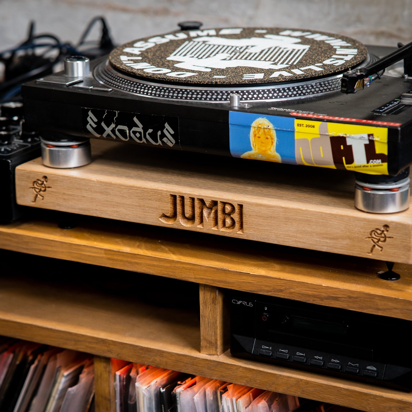 Solid Oak Turntable Levelling Isolation Plinth, Audiophile, Vinyl Records.